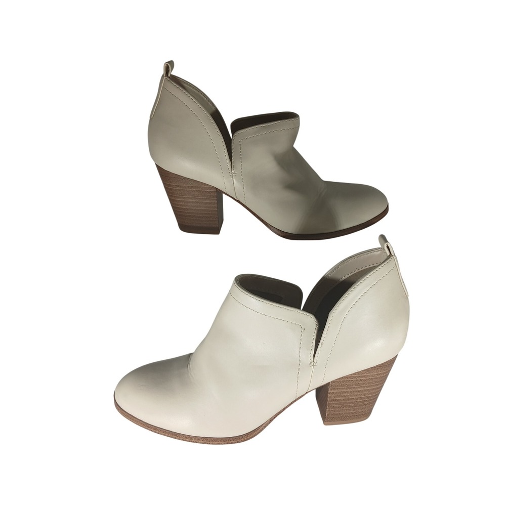 Y.Not? Destiny Ankle Booties 8M Cream Block Heel Side Slit Minimalist Chic